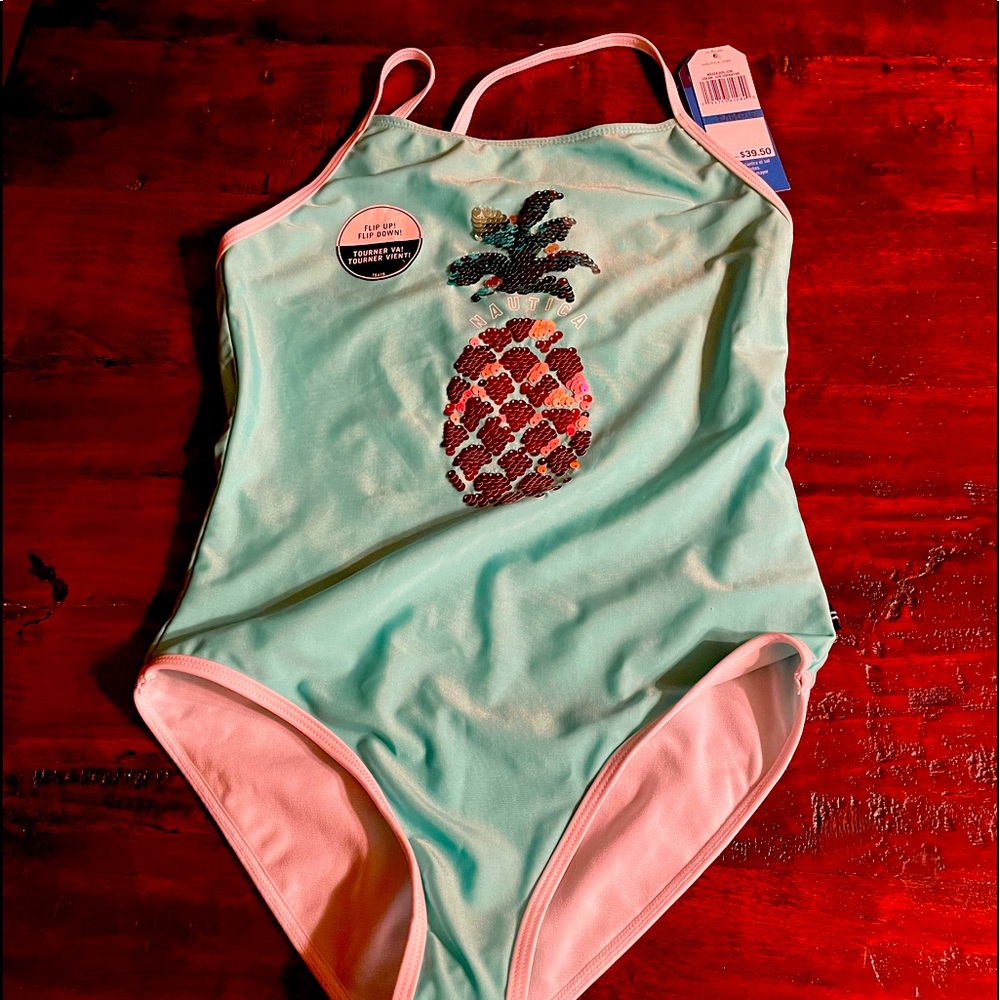 Swimsuit. NWT Girls swim suit NAUTICA XLG ,50 UPV